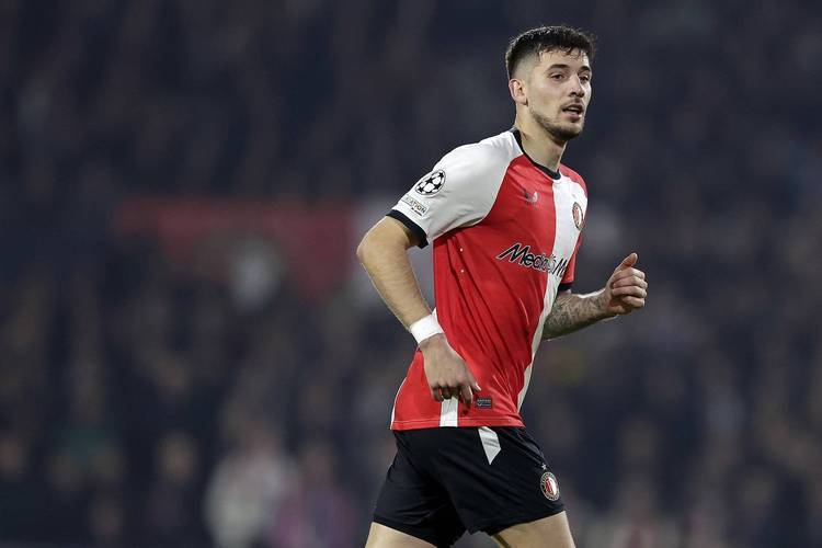 今晨体能课后，费耶诺德防线松动备战法甲，管理层满意，年轻球员得到机会的简单介绍betball贝博娱乐